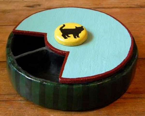 Comedero automático para gatos hecho en casa