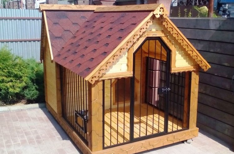 Recinto en forma de casita