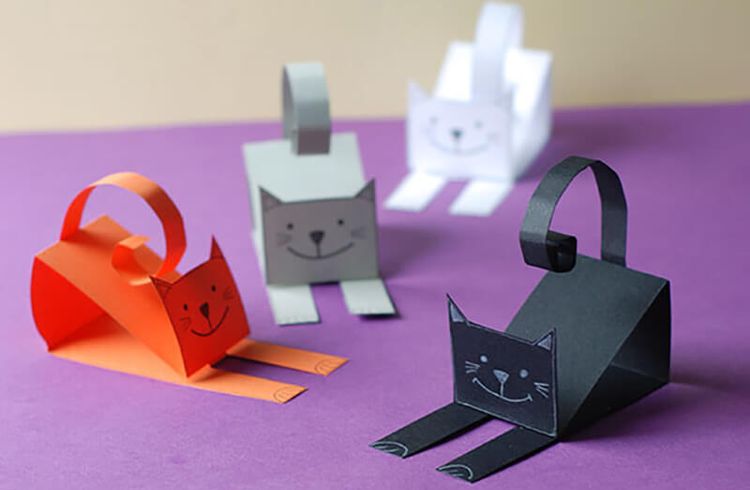 MK gato de papel