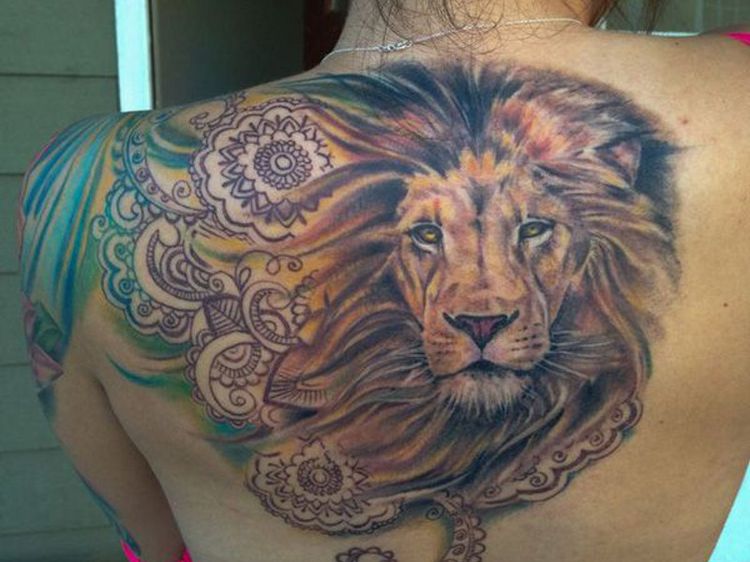 Tatuaje de león