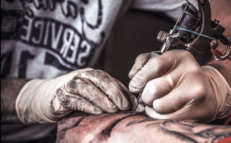 Maestro tatuador