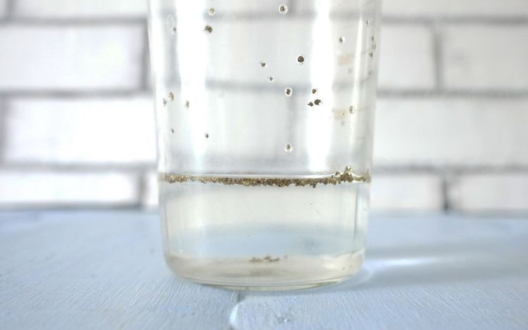 Bifitrilak mezclado en agua