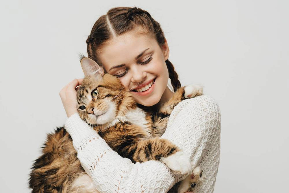 ¿Huelen los gatos?