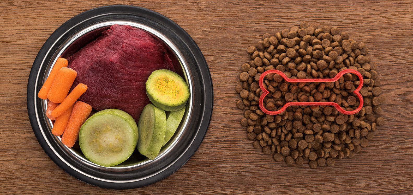 ¿Se puede mezclar el pienso seco y la «comida natural»?